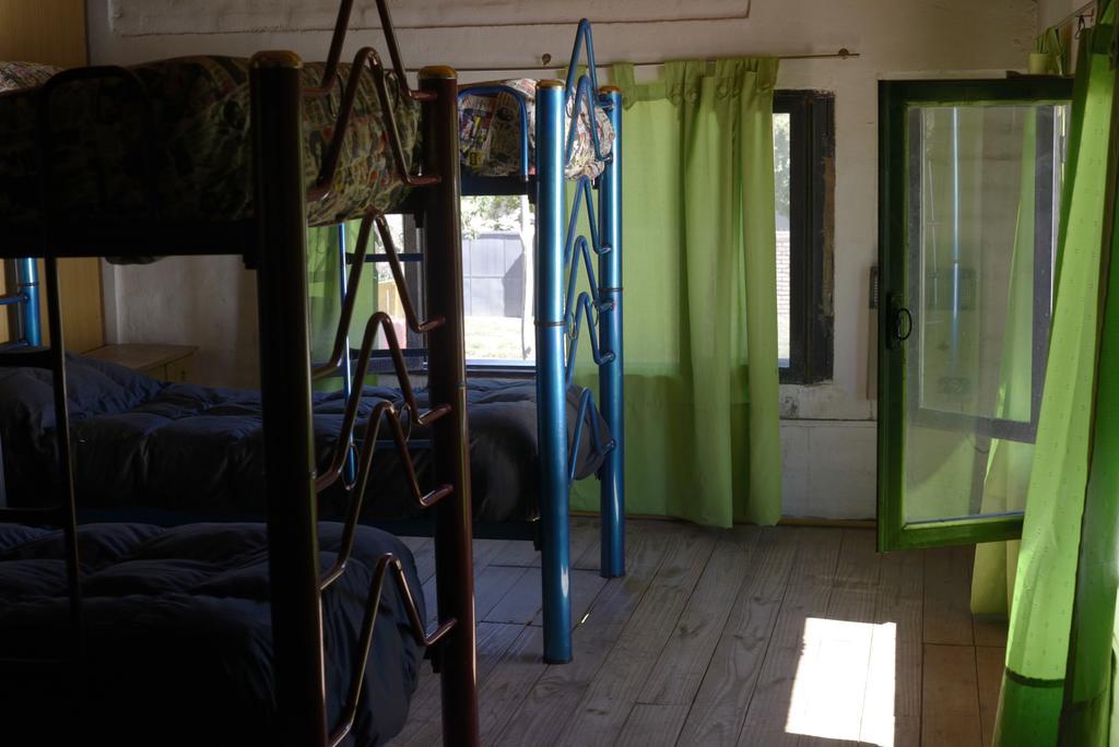 Samadi Hostel אוספז'טה מראה חיצוני תמונה